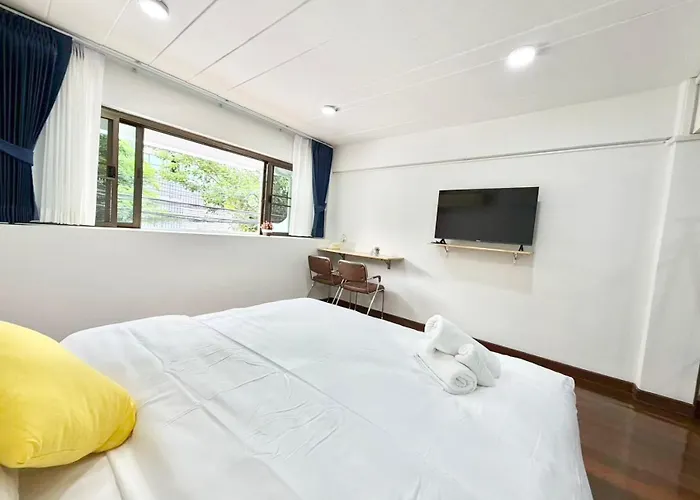 S Sukhumvit48 Near Phrakanong Bts 1001 *