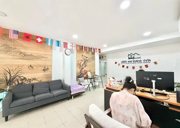 S Sukhumvit48 Near Phrakanong Bts 1001 Bangkok