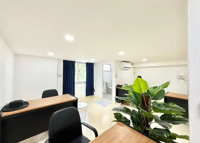 S Sukhumvit48 Near Phrakanong Bts 1001 * Bangkok